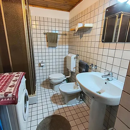 Appartamento Maison Ansemasy - Maisons De Charme- Caratteristico Con Tre E Due Bagni