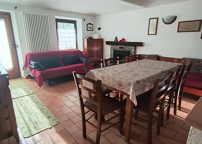 Masy En Pierre- Maisons De Charme- Caratteristico Appartamento Con Tre Camere E Due Bagni * שמפולוק